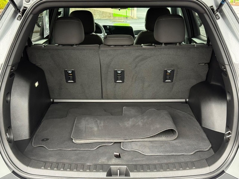Chevrolet Equinox Vehicle Full-screen Gallery Image 07