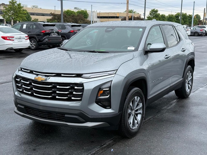Chevrolet Equinox Vehicle Full-screen Gallery Image 08