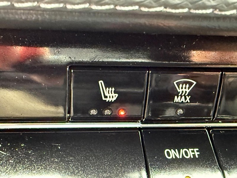 Chevrolet Equinox Vehicle Full-screen Gallery Image 19