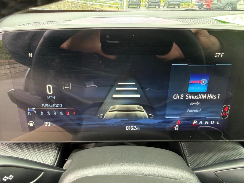 Chevrolet Equinox Vehicle Full-screen Gallery Image 22