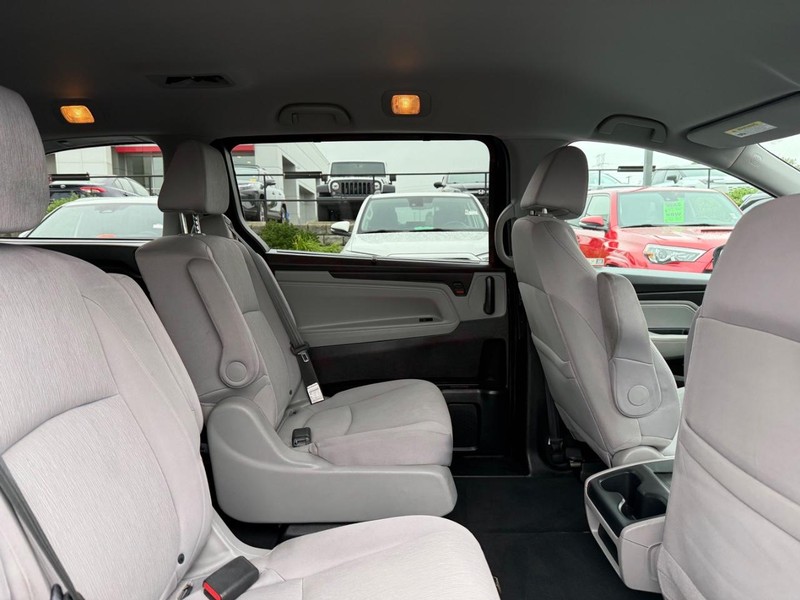 Honda Odyssey Vehicle Image 10