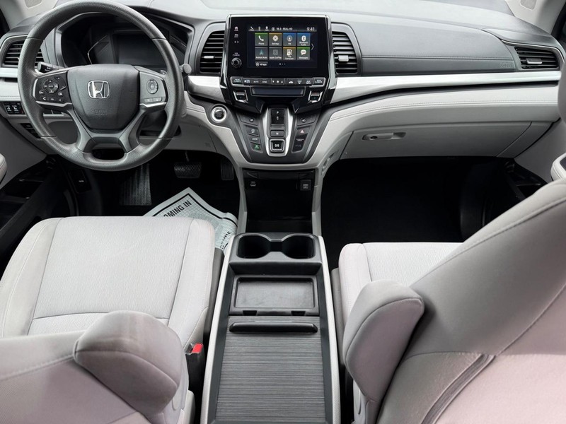 Honda Odyssey Vehicle Image 12