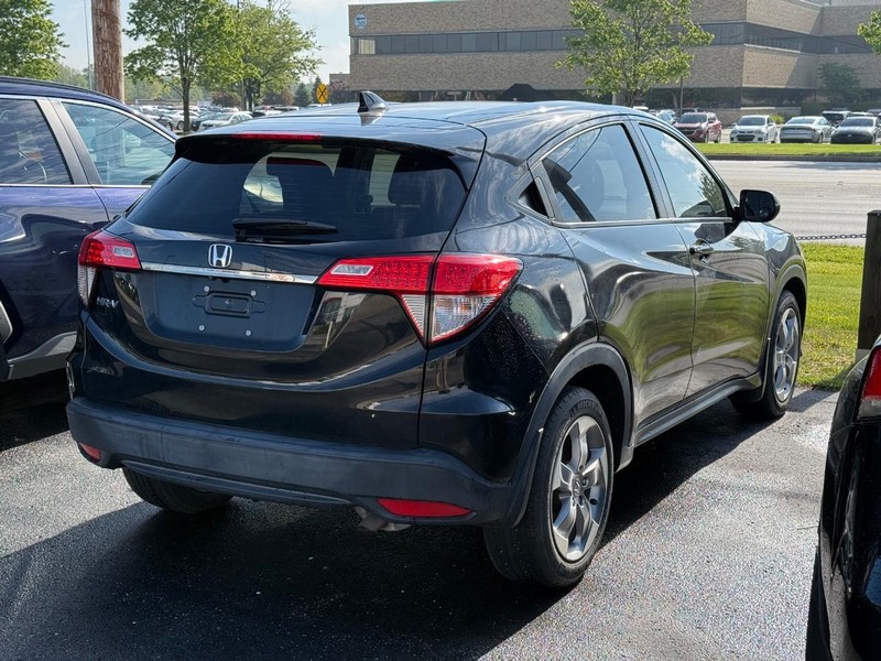 Honda HR-V Vehicle Image 04