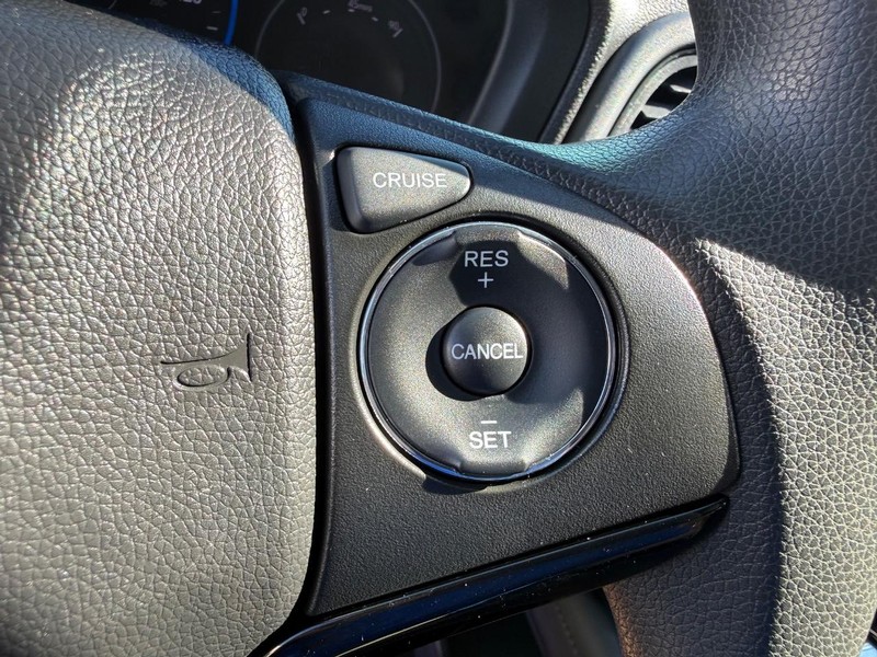 Honda HR-V Vehicle Image 14