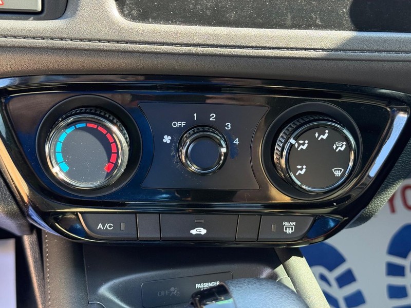 Honda HR-V Vehicle Image 17
