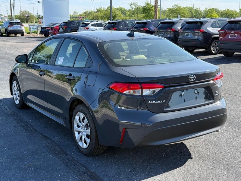 Toyota Corolla Vehicle Image 05