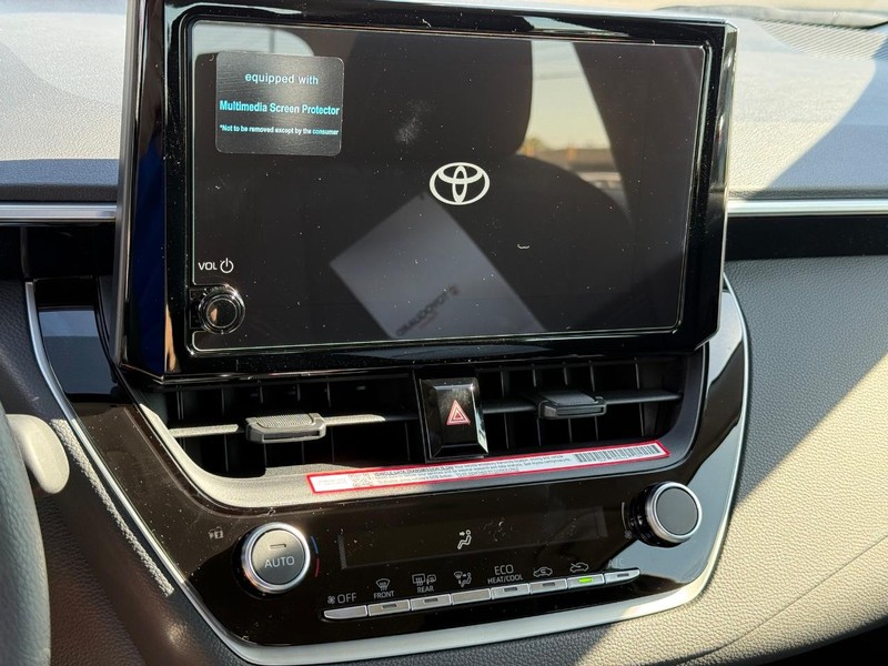 Toyota Corolla Vehicle Image 15