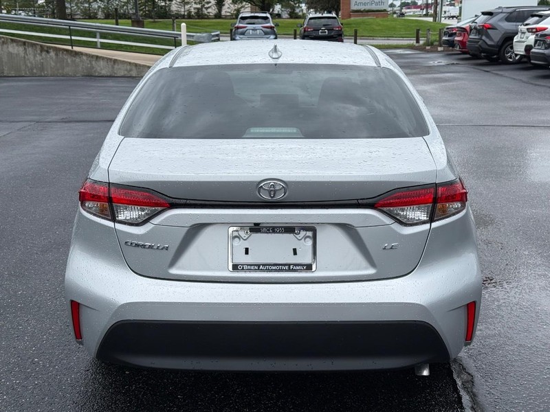 Toyota Corolla Vehicle Image 04