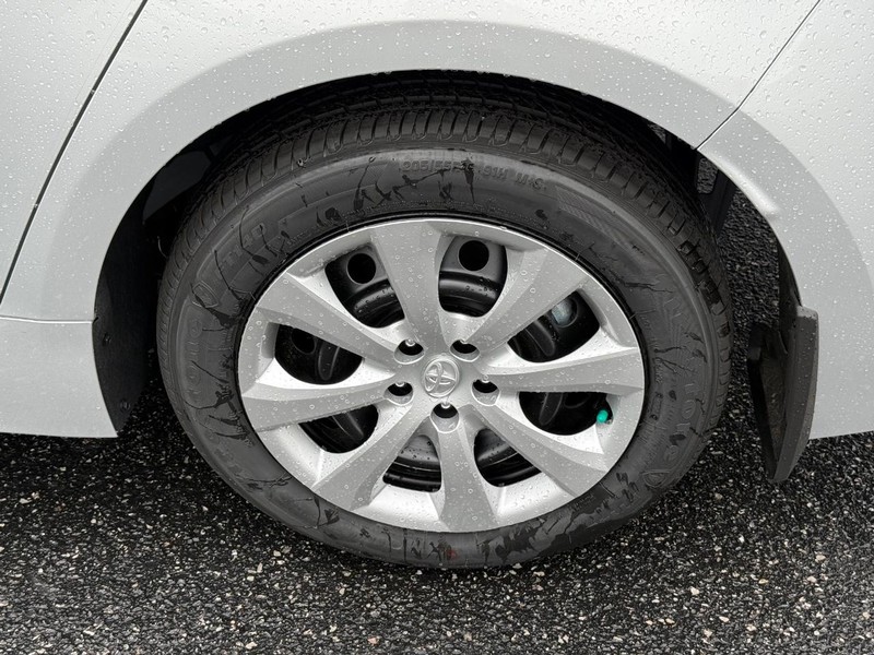 Toyota Corolla Vehicle Image 06