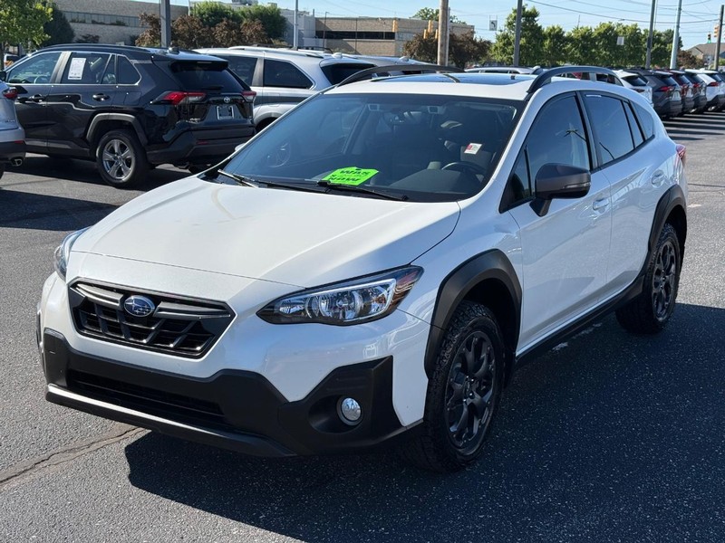 Subaru Crosstrek Vehicle Full-screen Gallery Image 08