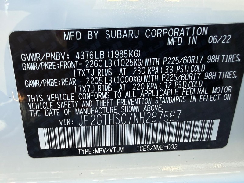 Subaru Crosstrek Vehicle Full-screen Gallery Image 28