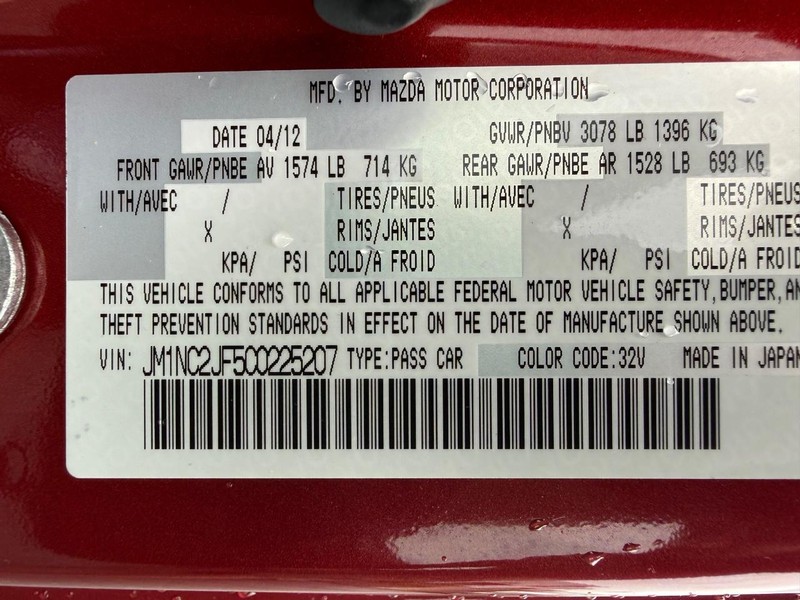 Mazda MX-5 Miata Vehicle Image 21
