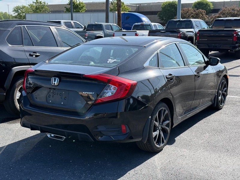 Honda Civic Sedan Vehicle Image 04
