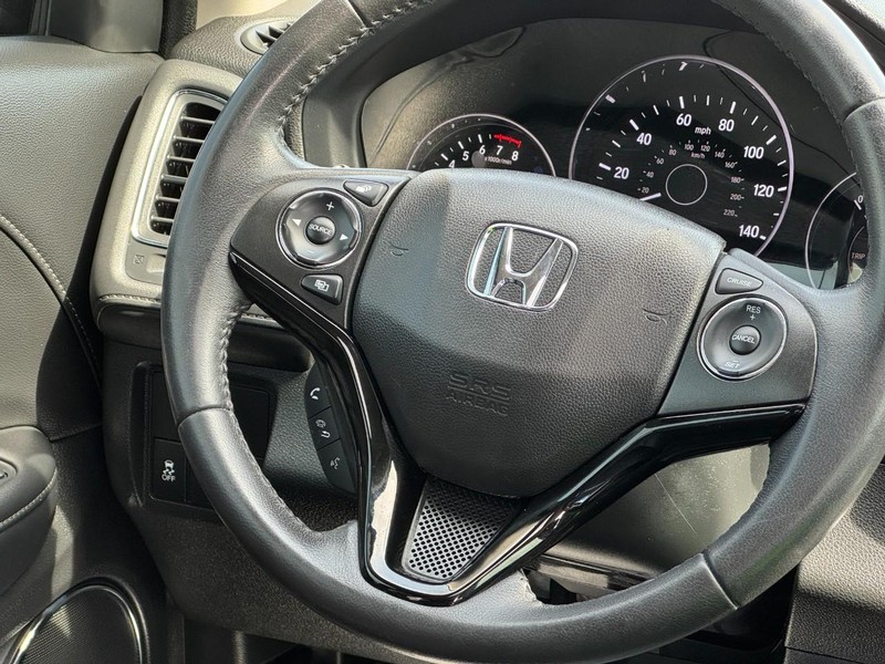 Honda HR-V Vehicle Image 12