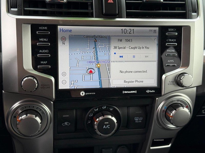 Toyota 4Runner Vehicle Image 18