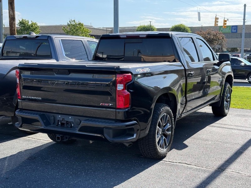 Chevrolet Silverado 1500 Vehicle Image 04