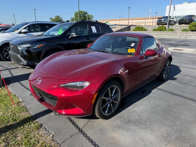 Mazda MX-5 Miata RF Vehicle Image 02
