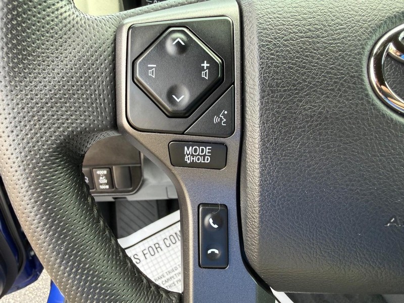 Toyota Tacoma 4WD Vehicle Image 13