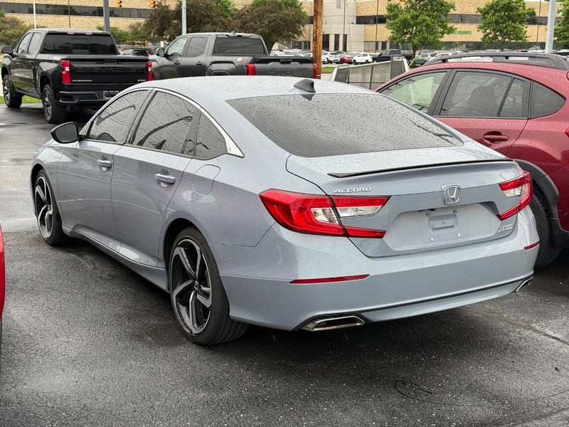 Honda Accord Sedan Vehicle Image 03