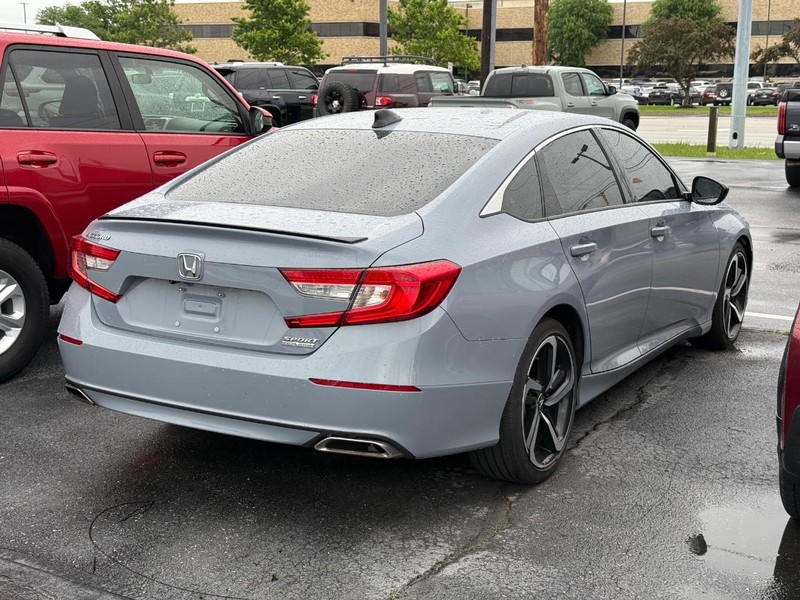 Honda Accord Sedan Vehicle Image 04