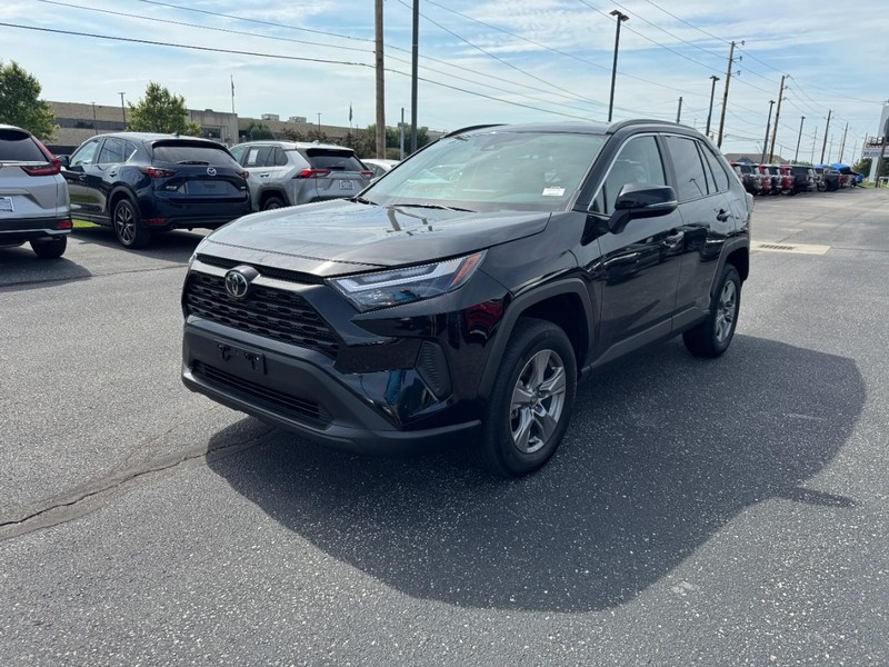 Toyota RAV4 Vehicle Image 08