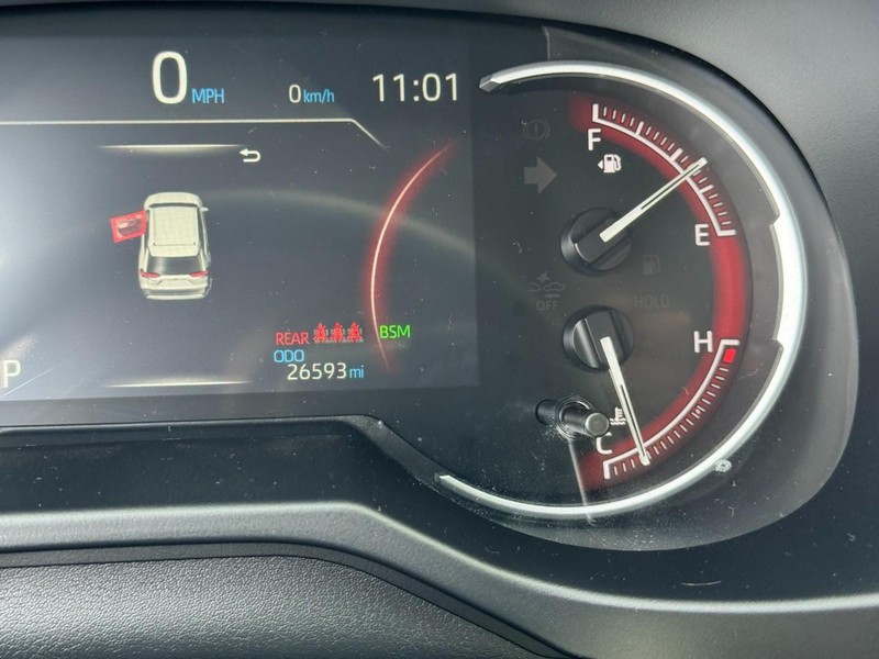 Toyota RAV4 Vehicle Image 18