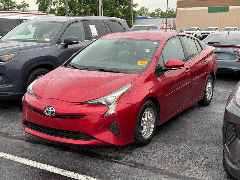 Toyota Prius Vehicle Image 02