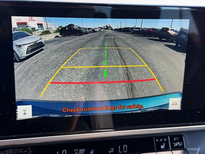 Toyota Camry Vehicle Image 19