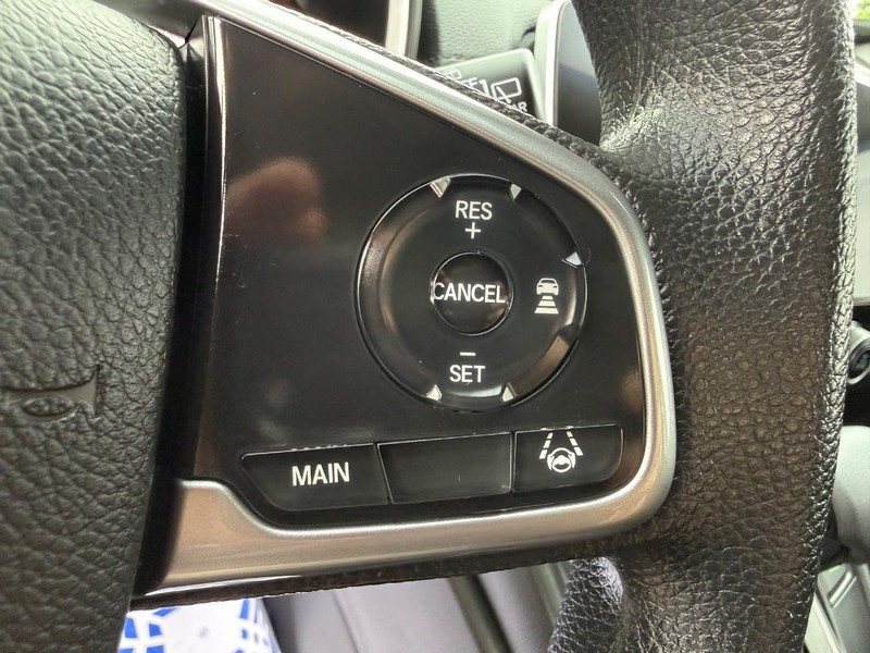 Honda CR-V Vehicle Image 15