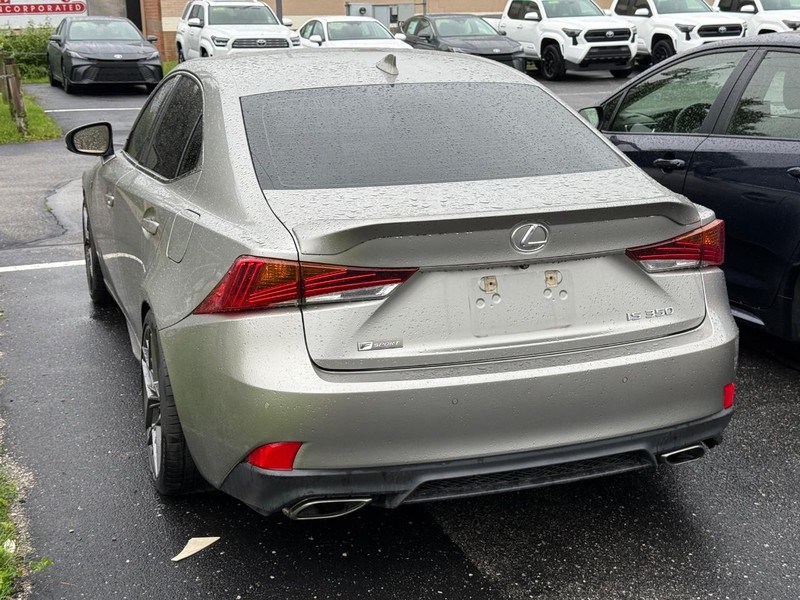 Lexus IS Vehicle Image 03