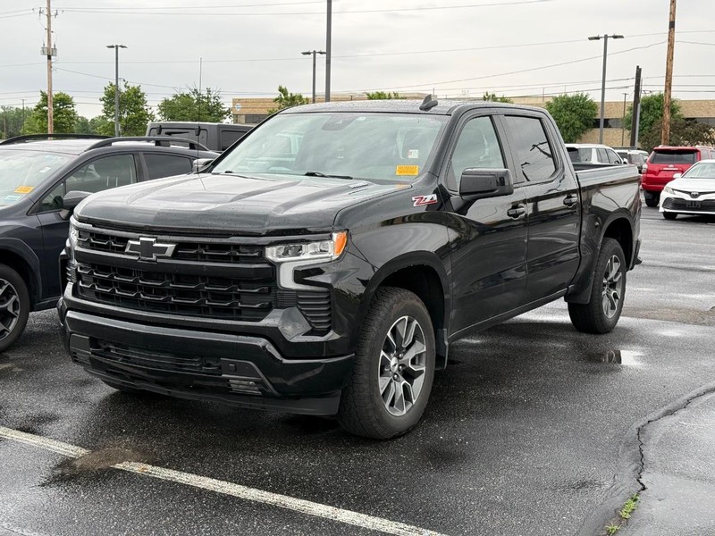 Chevrolet Silverado 1500 Vehicle Image 02
