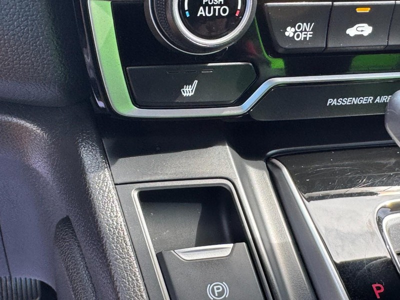 Honda CR-V Vehicle Image 22