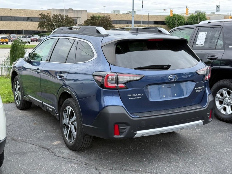 Subaru Outback Vehicle Image 03