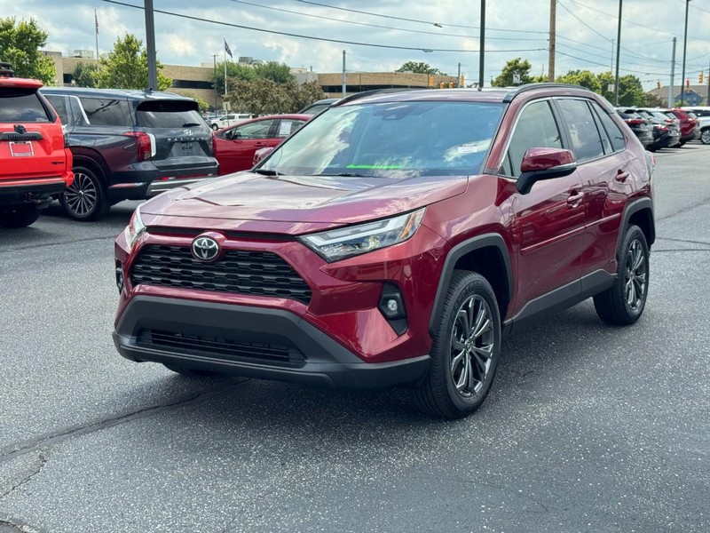 Toyota RAV4 Vehicle Image 08