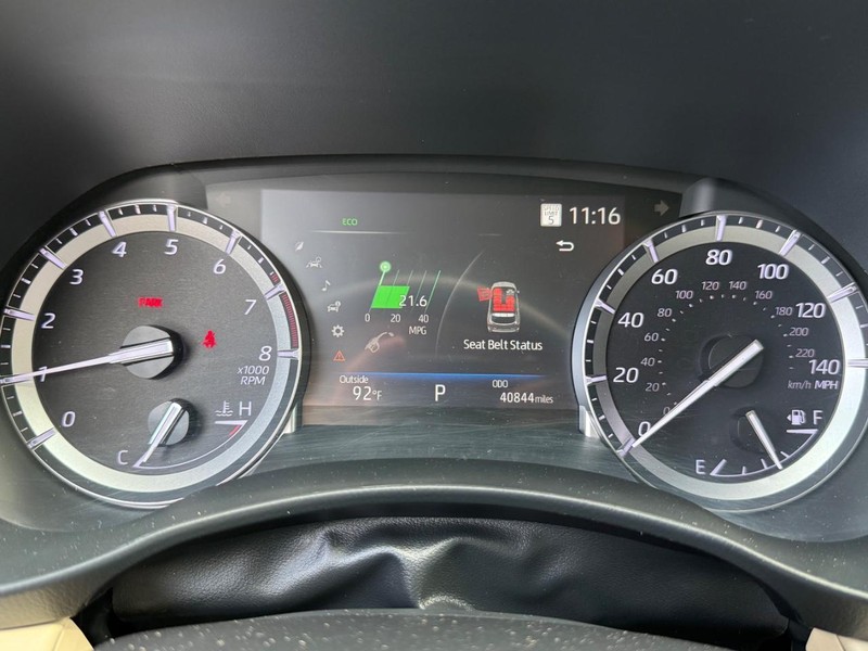 Toyota Highlander Vehicle Image 25