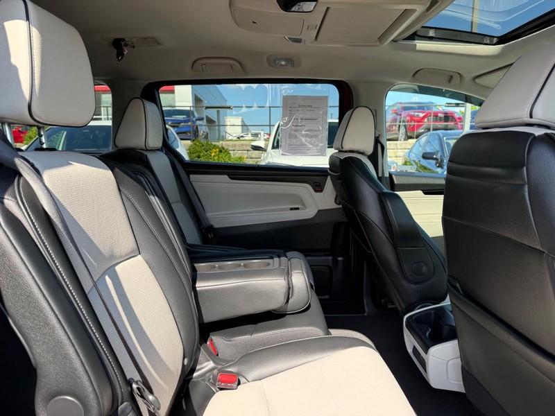 Honda Odyssey Vehicle Image 11