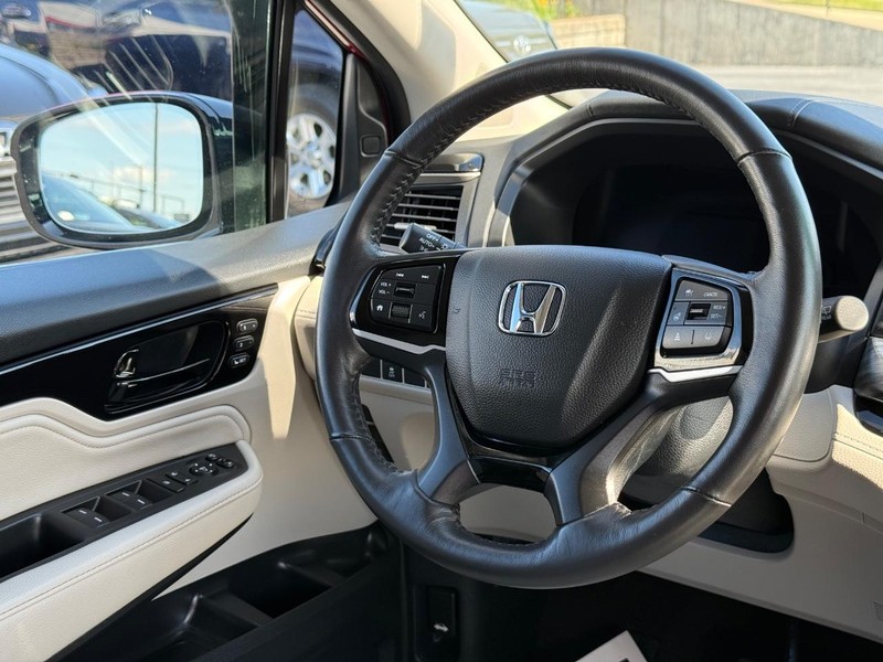 Honda Odyssey Vehicle Image 14