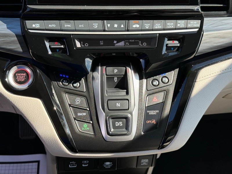 Honda Odyssey Vehicle Image 21