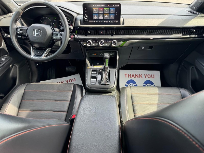 Honda CR-V Hybrid Vehicle Image 11