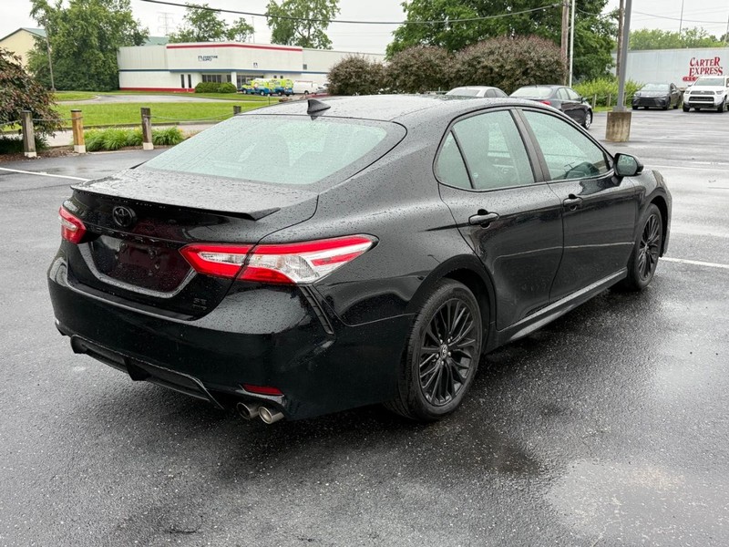 Toyota Camry Vehicle Image 04