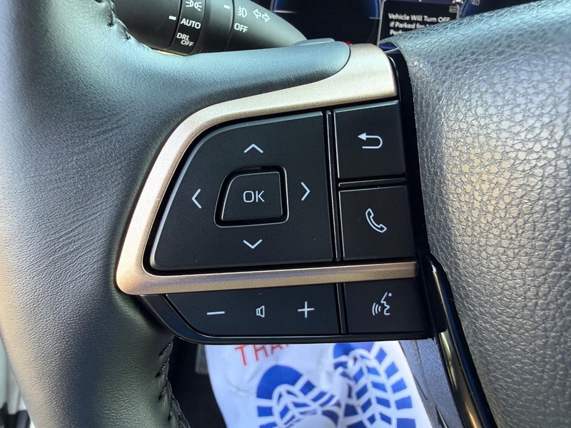 Toyota Grand Highlander Vehicle Image 15