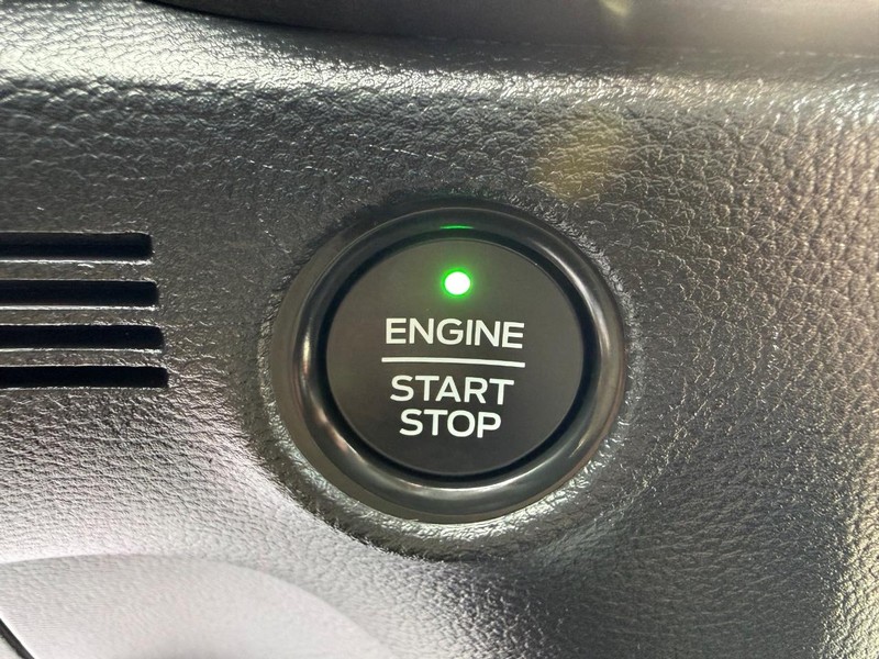 Ford Ranger Vehicle Full-screen Gallery Image 15