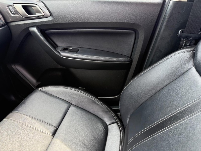 Ford Ranger Vehicle Full-screen Gallery Image 21