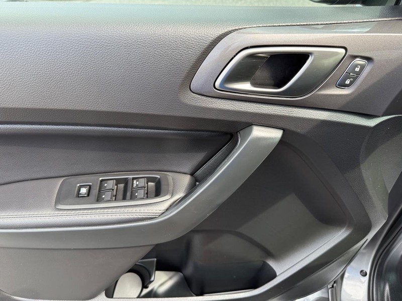 Ford Ranger Vehicle Full-screen Gallery Image 24