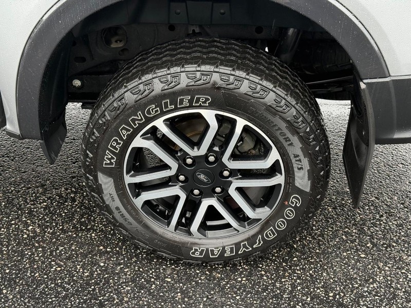 Ford Ranger Vehicle Full-screen Gallery Image 06