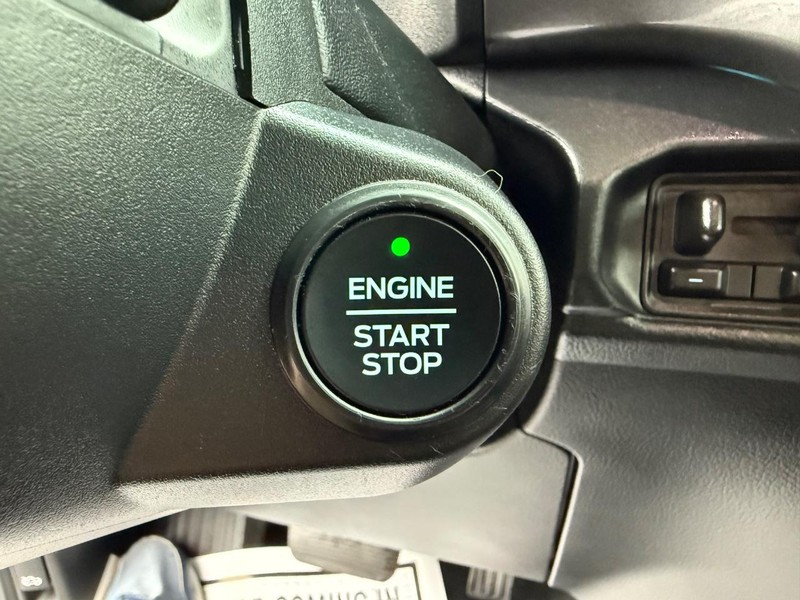 Ford Ranger Vehicle Full-screen Gallery Image 15