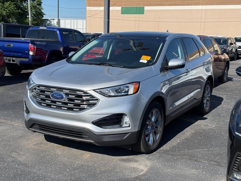 Ford Edge Vehicle Image 02