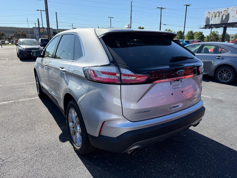 Ford Edge Vehicle Image 03