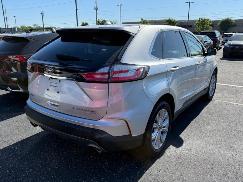 Ford Edge Vehicle Image 04