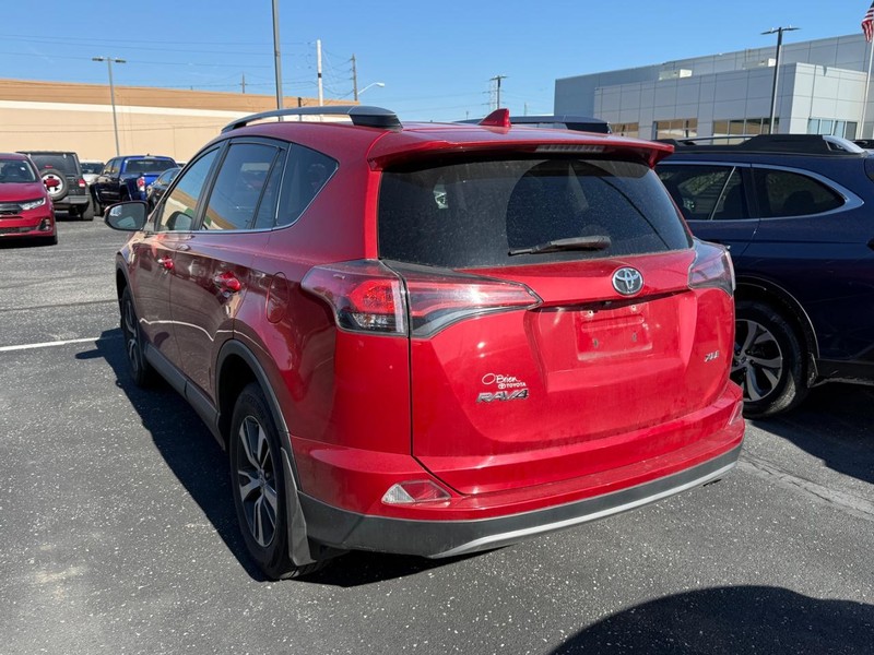 Toyota RAV4 Vehicle Image 03